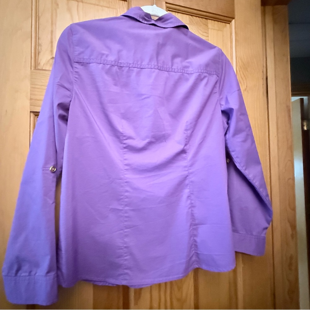 Chico’s Button-Front Utility Shirt – Size 0 (S/4–6) – Purple – Roll Tab Sleeves - Picture 5 of 7